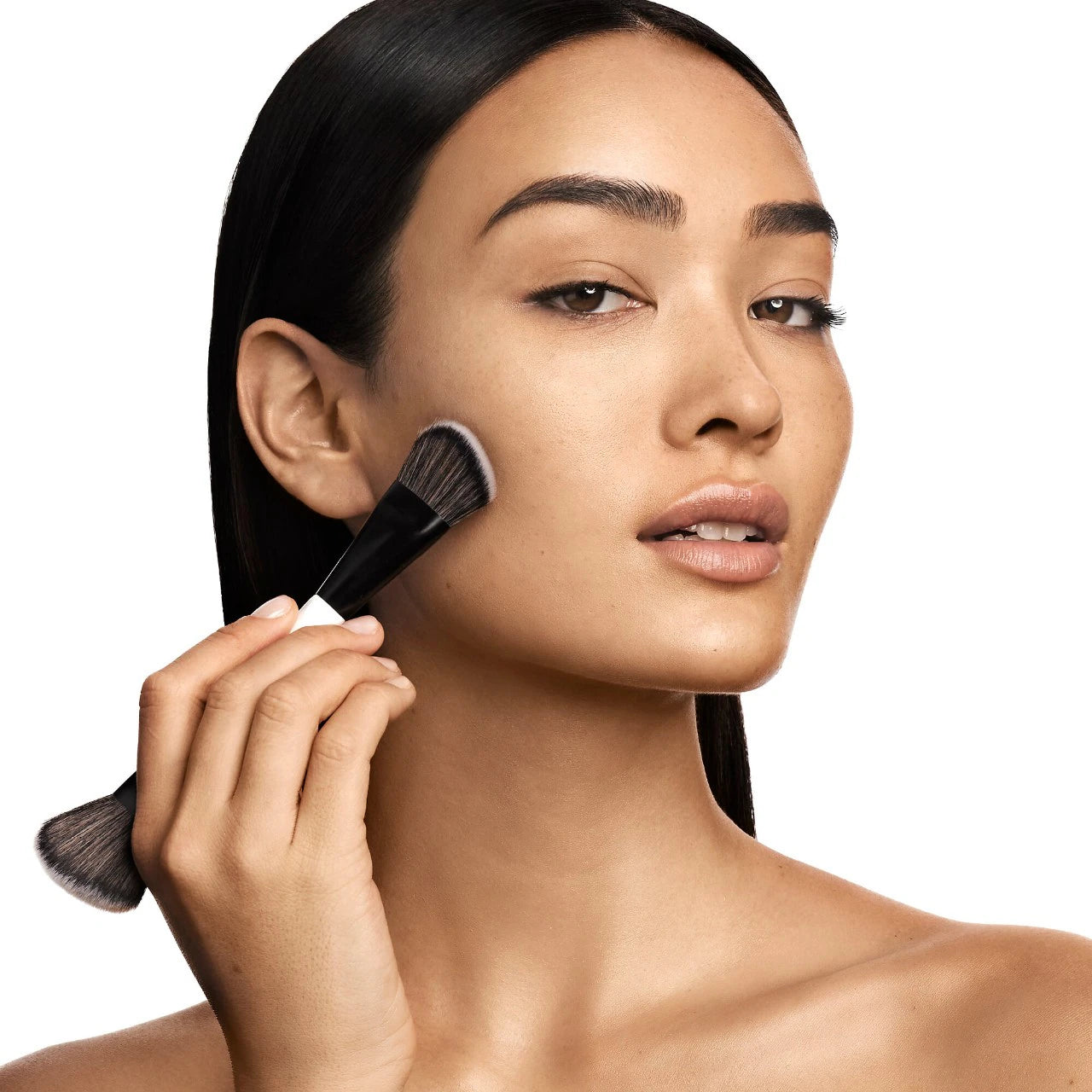 MAKEUP BY MARIO F4 Brush - Detail Shot | Authentic in Egypt
