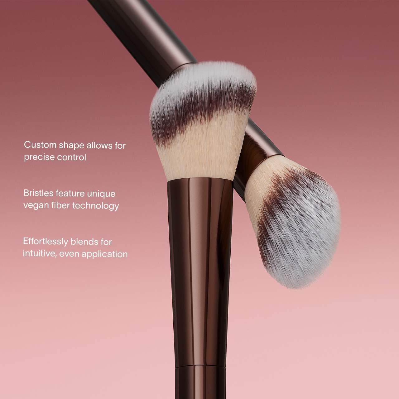 Hourglass No. 15 Blush Brush