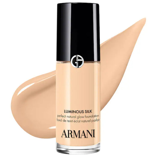 Armani Luminous Silk Natural Glow Liquid Foundation